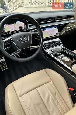 Седан Audi A8 2020 в Киеве