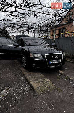 Седан Audi A8 2005 в Ужгороде