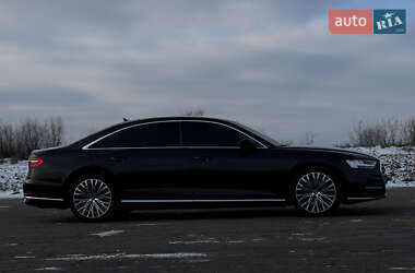 Седан Audi A8 2021 в Виннице