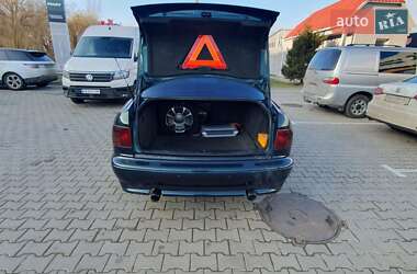Седан Audi A8 1997 в 