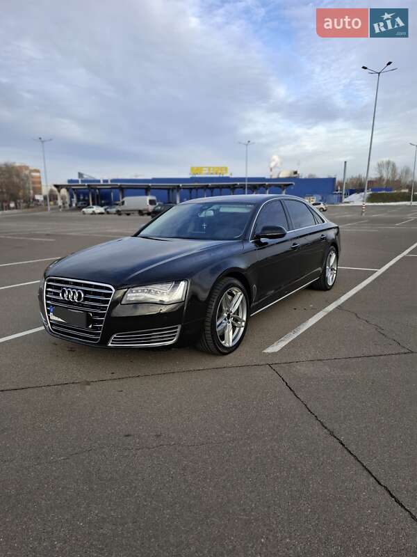 Седан Audi A8 2011 в Києві