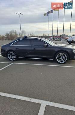 Седан Audi A8 2011 в Киеве