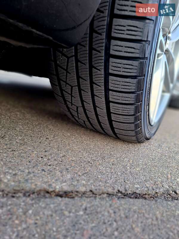 Седан Audi A8 2011 в Києві