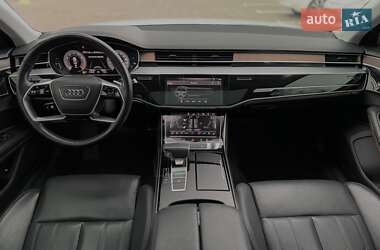 Седан Audi A8 2018 в Одессе