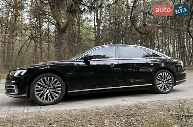 Седан Audi A8 2019 в Хотове