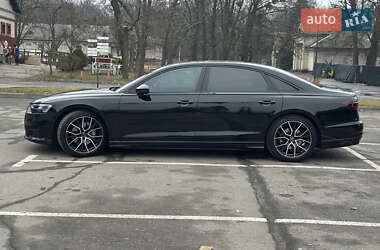Седан Audi A8 2021 в 