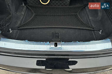 Седан Audi A8 2021 в 