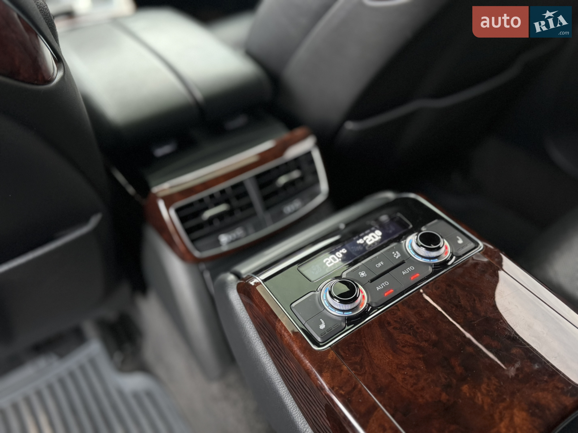 2012 Audi A8 - мініатюра 30