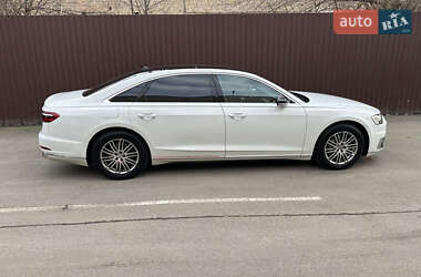 Седан Audi A8 2018 в Киеве