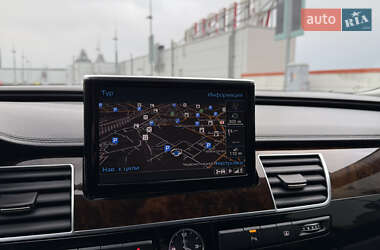 Седан Audi A8 2017 в 