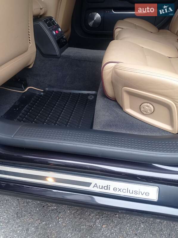 Седан Audi A8 2008 в Погребище