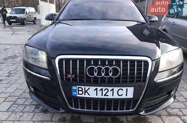 Седан Audi A8 2005 в Рівному