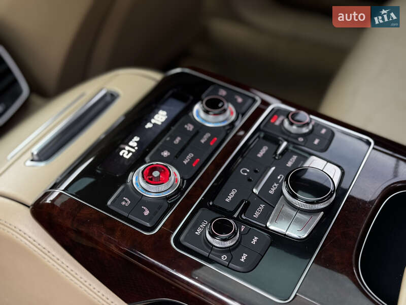 Седан Audi A8 2011 в Житомире фото 46 Седан Audi A8 2011 в Житомире