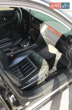 Седан Audi A8 1995 в 