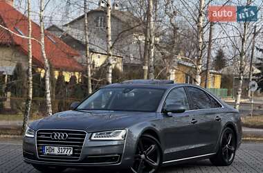 Седан Audi A8 2015 в 