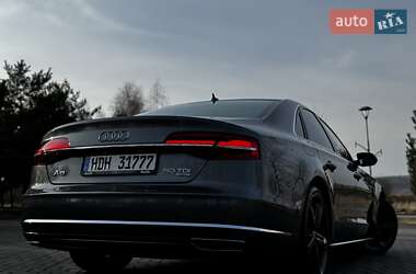 Седан Audi A8 2015 в 
