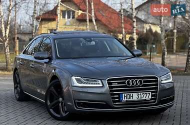 Седан Audi A8 2015 в 