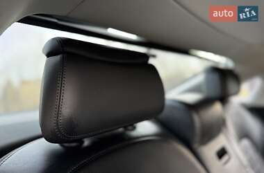 Седан Audi A8 2015 в 