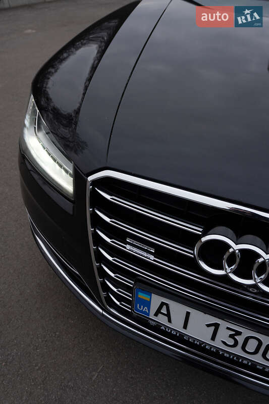 Седан Audi A8 2014 в Виннице