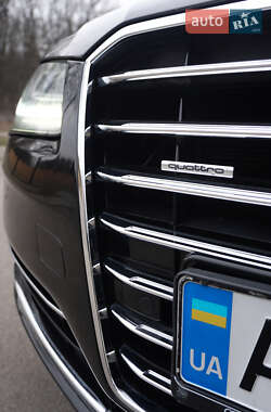 Седан Audi A8 2014 в 