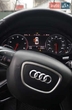Седан Audi A8 2014 в 