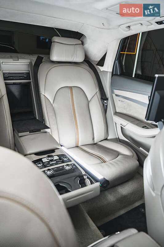 Седан Audi A8 2014 в Киеве