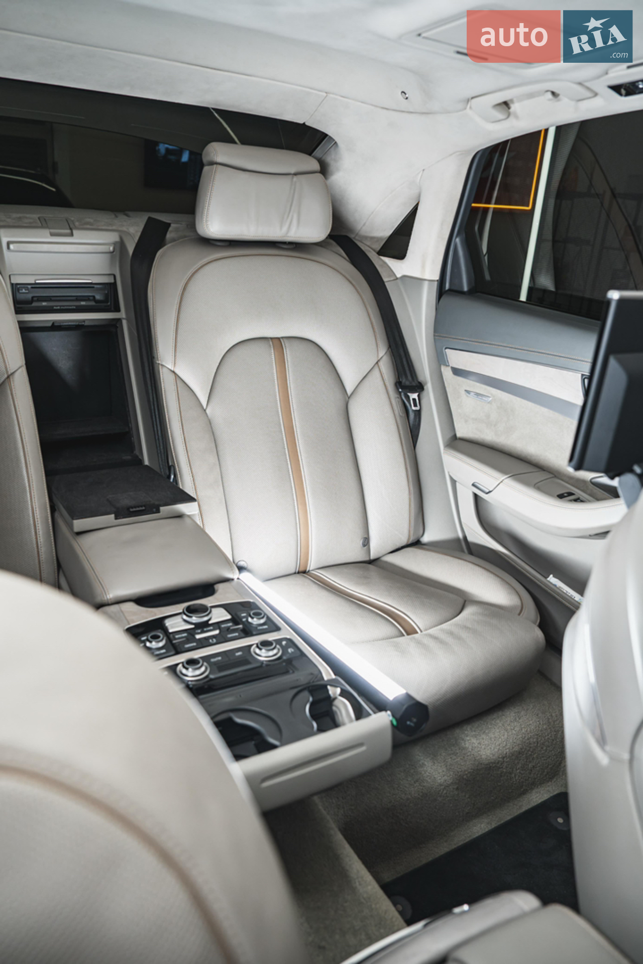 2014 Audi A8 - мініатюра 21