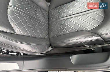 Седан Audi A8 2012 в Киеве