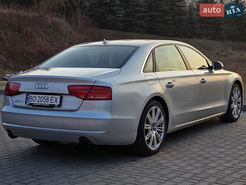 Седан Audi A8 2012 в Тернополе