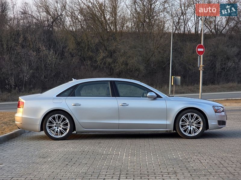Седан Audi A8 2012 в Тернополе