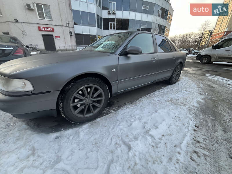 Седан Audi A8 1997 в Харькове