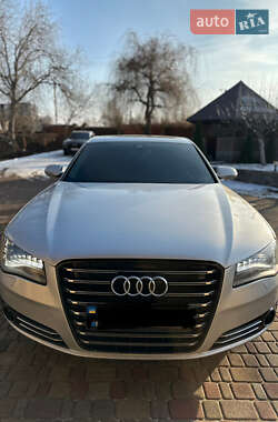 Седан Audi A8 2010 в Лубнах