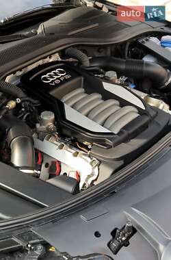 Седан Audi A8 2011 в 