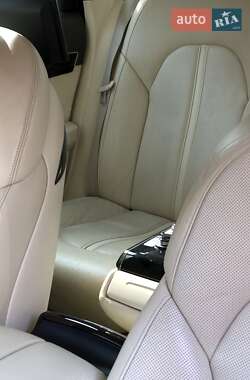 Седан Audi A8 2011 в 