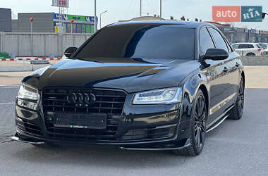 Седан Audi A8 2013 в Запорожье