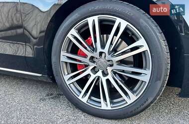 Седан Audi A8 2012 в 