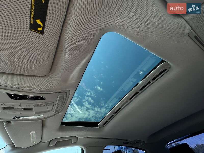 Седан Audi A8 2012 в Кривом Роге