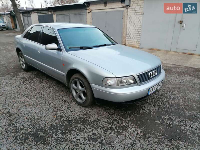 Седан Audi A8 1996 в Харькове