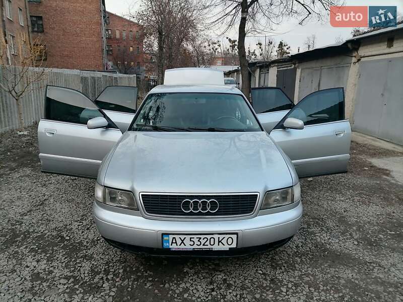 Седан Audi A8 1996 в Харькове