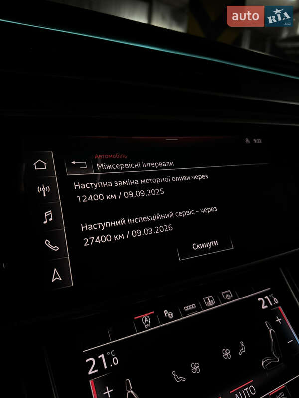 Седан Audi A8 2021 в Киеве