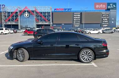 Седан Audi A8 2021 в 