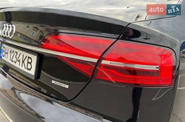 Седан Audi A8 2014 в 