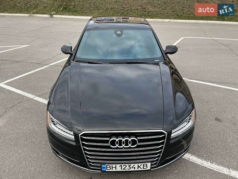 Седан Audi A8 2014 в Виннице