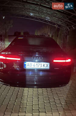 Седан Audi A8 2017 в Вінниці