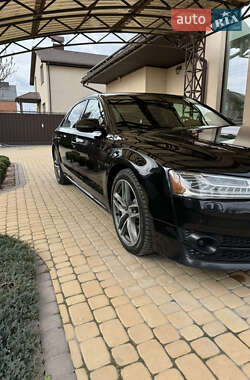 Седан Audi A8 2017 в Вінниці