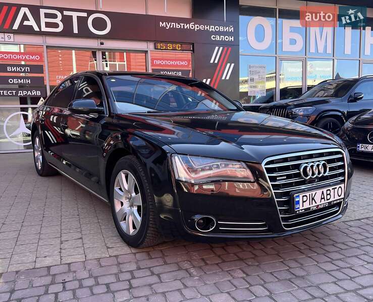 Седан Audi A8 2012 в Львове