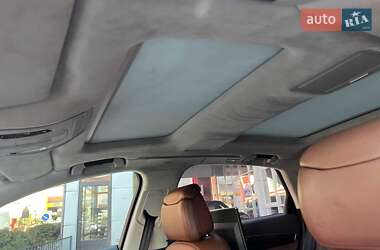 Седан Audi A8 2012 в 