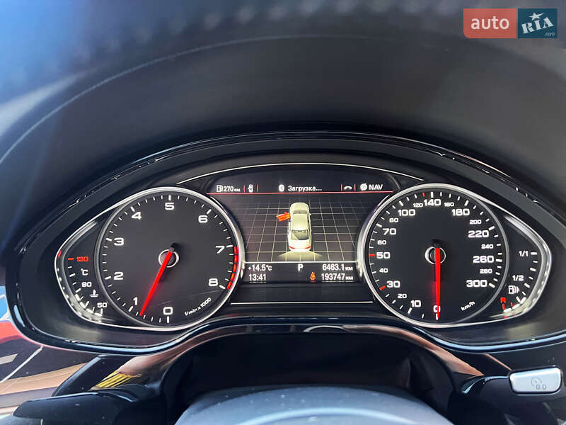 Седан Audi A8 2012 в Львове
