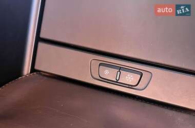 Седан Audi A8 2012 в 