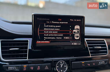 Седан Audi A8 2015 в 